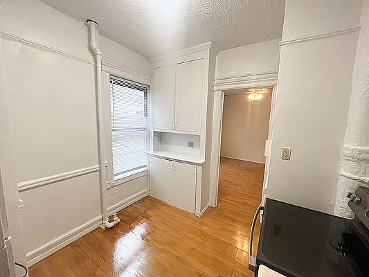 3rd image of 30-40 32nd St #12