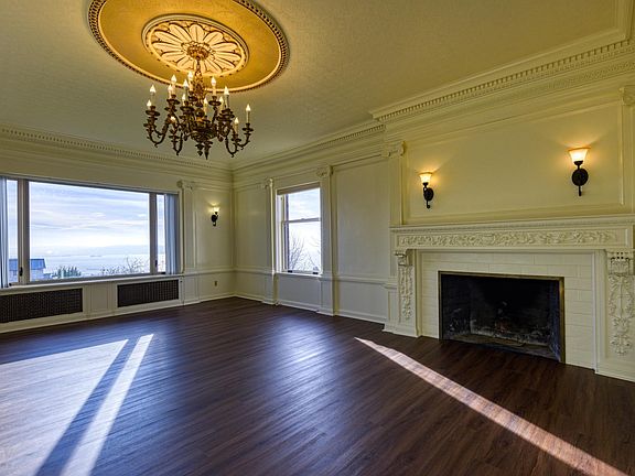 4th image of 1 W Highland Dr APT 2
