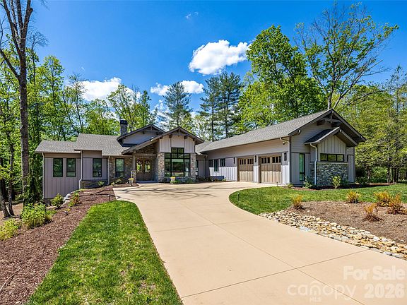 5th image of 17 Nestlewood Dr