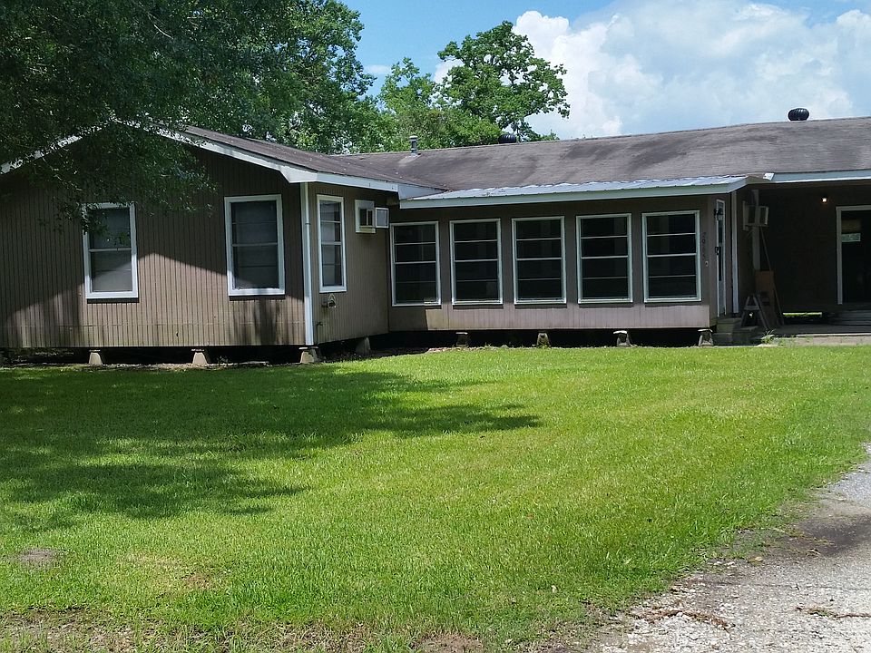 2nd image of 2965 Dailey Rd