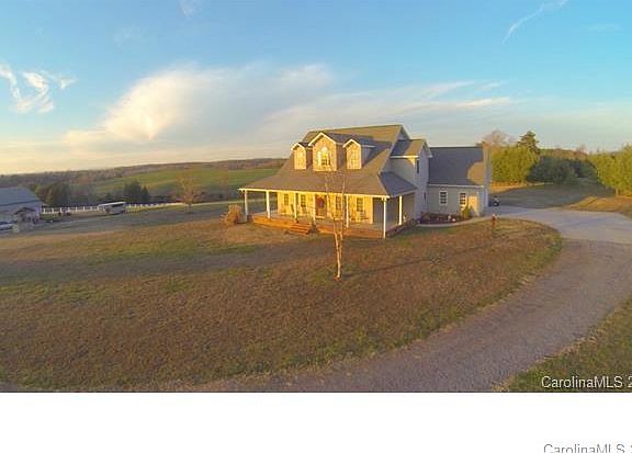 3rd image of 234 Sheffield Farms Trl