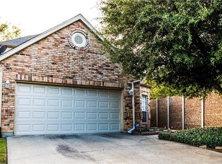 301 Fairhaven Dr, Grand Prairie, TX 75050
