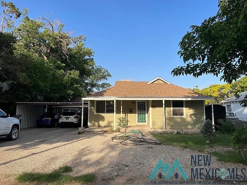 1st image of 810 N Mesa St