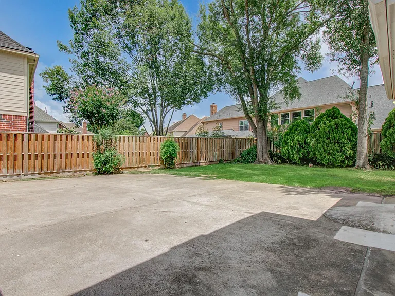 5518 Fragrant Cloud Ct — Photo 44