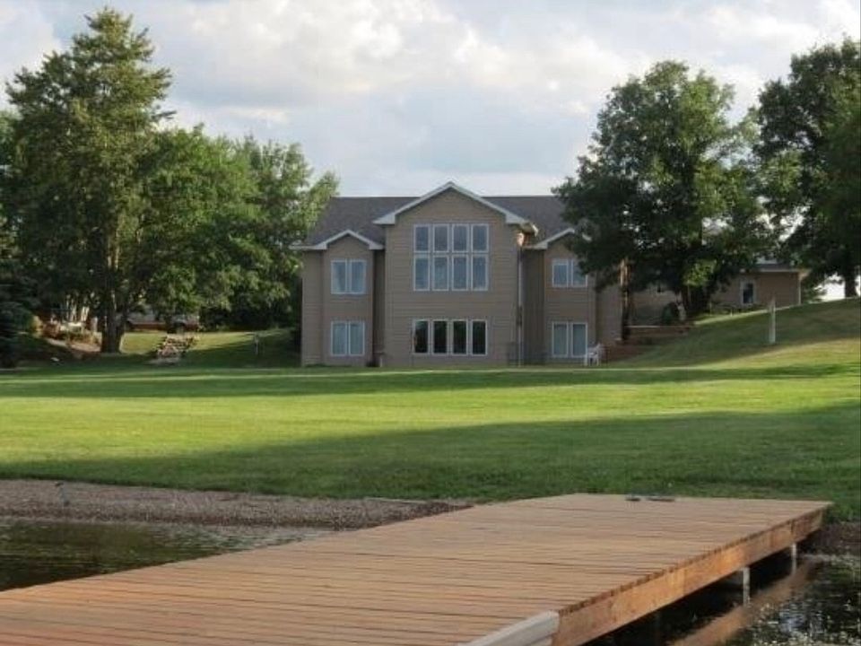1st image of 55 Birchwood Hts