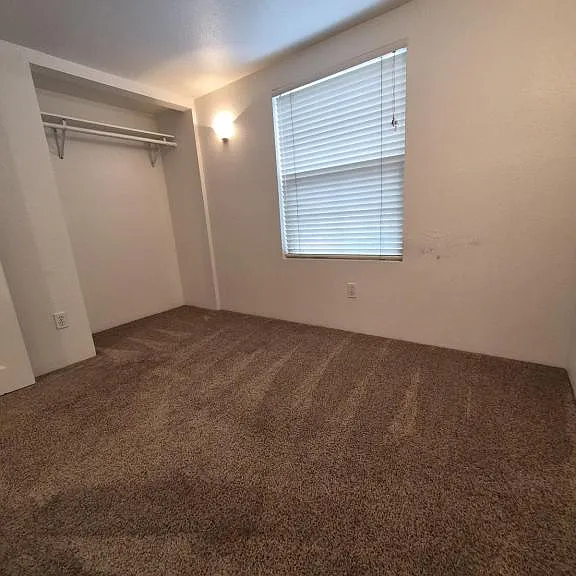 296 Reddy St — Photo 11