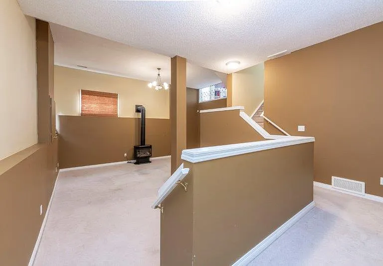 126 E Tuscarora Pl NW — Photo 41