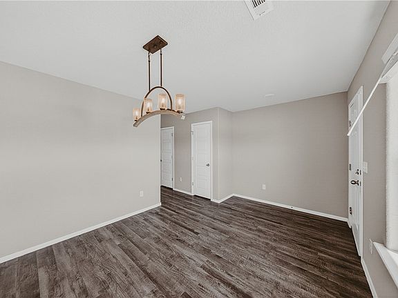 3rd image of 4714 W Hoover Loop