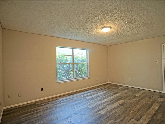 4th image of 7757 Sable Ln