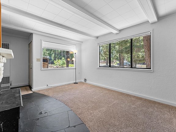 3rd image of 7073 10th Ave