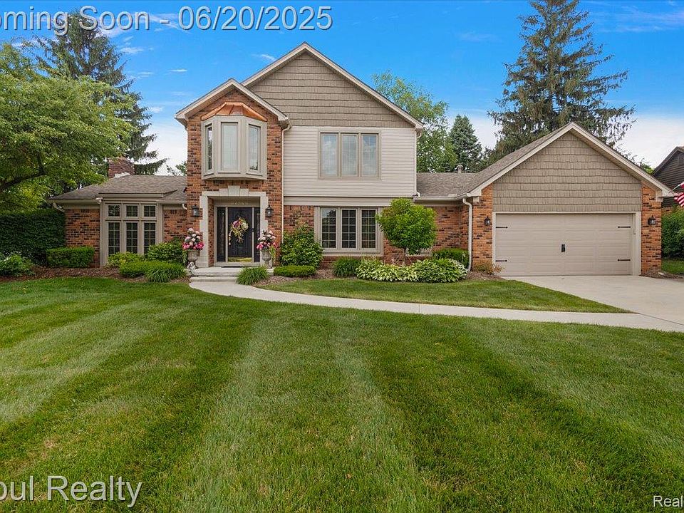 1st image of 37566 E Meadowhill Dr
