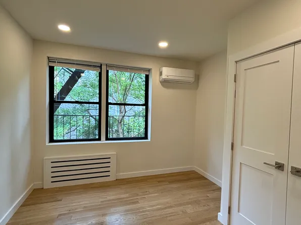 239 East 77th Street image 1 of 14