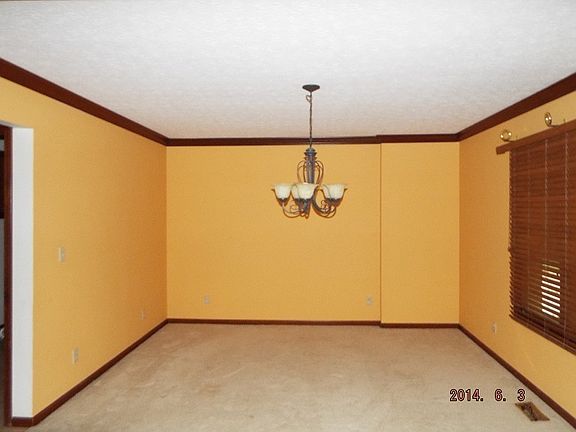 5th image of 836 Vernis Dr