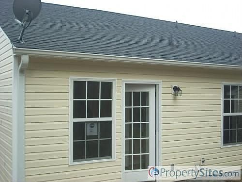 4th image of 226 Windsor Village Dr
