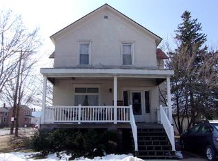 601 12th Ave, Menominee, MI 49858