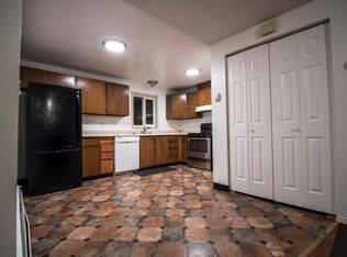 829 E 45th Ct APT 3, Anchorage, AK 99503