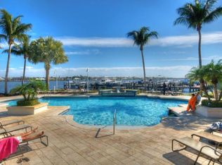 110 Yacht Club Way, Lake Worth, FL 33462