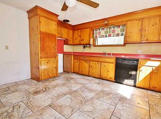 82 Follett St, North Smithfield, RI 02896