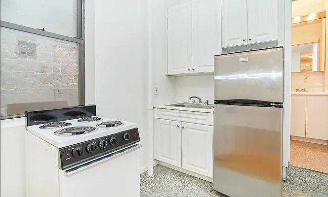 Rented by REAL New York | media 11