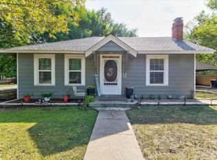 106 S Pendell Ave, Cleburne, TX 76033
