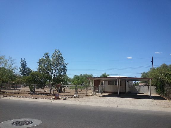 2nd image of 2850 W Royal Palm Dr