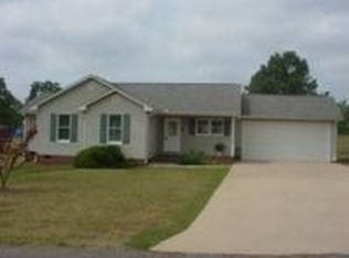 104 Cheyenne Ridge Trl, Campobello, SC 29322