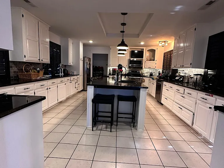 7 Stratton Ln — Photo 36
