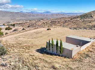 25731 Hazelnut Rd, Apple Valley, CA 92308