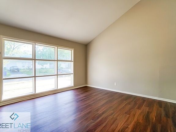 3rd image of 4961 McAllister Ave