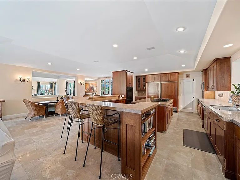 839 Emerald Bay — Photo 4