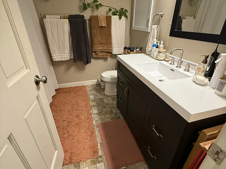 2740 Humboldt Ave S #4 — Photo 9