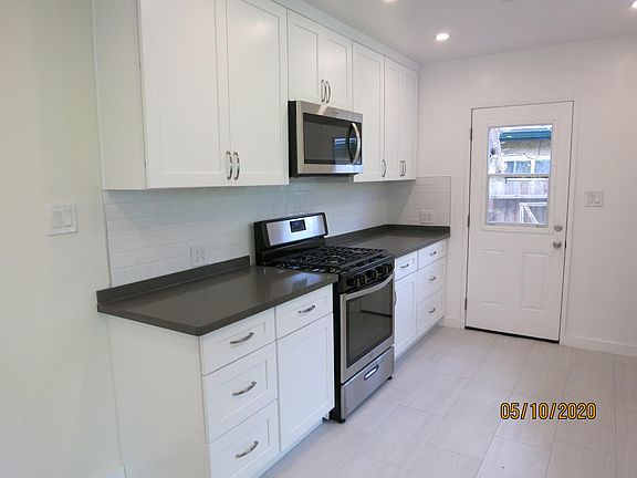 5th image of 8913 1/2 Krueger St