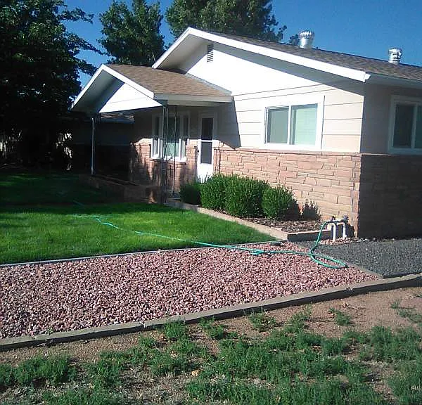 542 Lincoln Ave — Photo 1