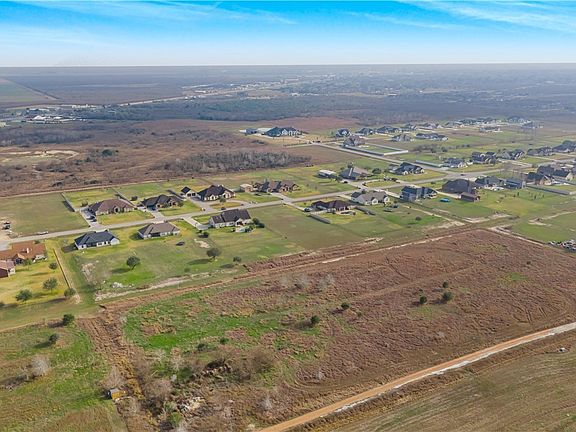 4th image of 468 Wellspring Blvd