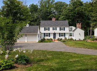 307 Ridgewood Rd, West Hartford, CT 06107