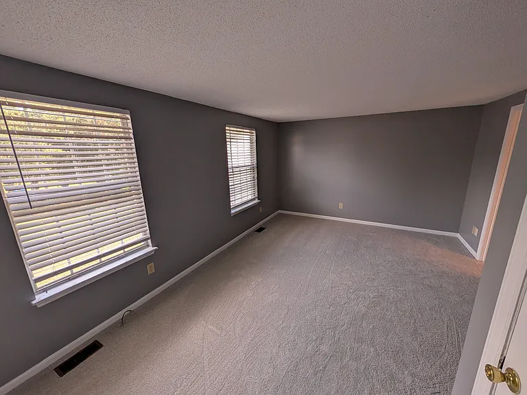 5520 Bringle Ct — Photo 8