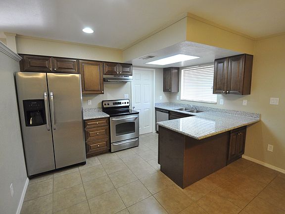 4th image of 1474 W Montoya Ln
