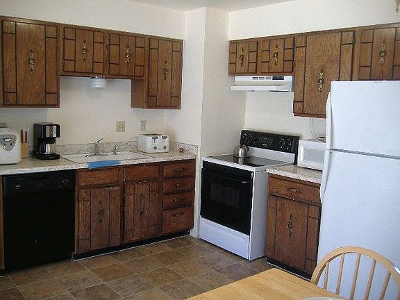3rd image of 5 Hudspeth Ln