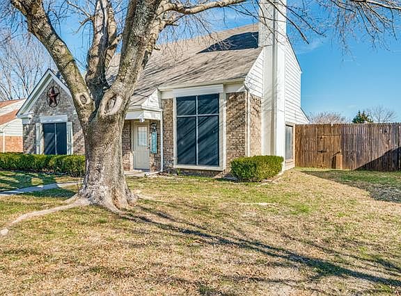 3rd image of 1313 Cypress Dr
