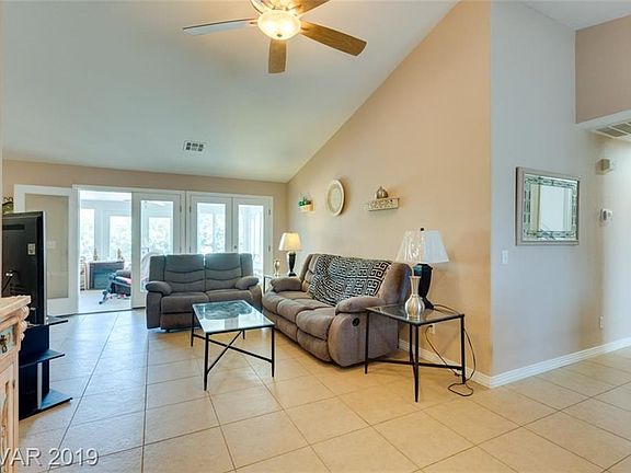 4th image of 2606 Gardenia Flower Ave