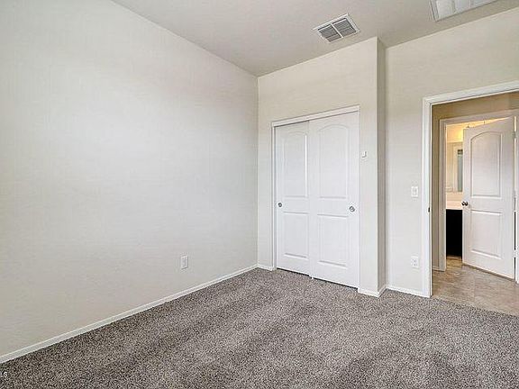 4th image of 1239 E Evelyn Dr