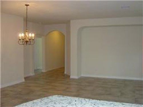 5th image of 18323 Surrey Lake Ln
