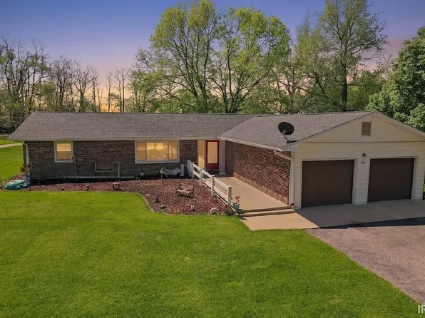 893 E Hilltop Ct, Monticello, IN 47960