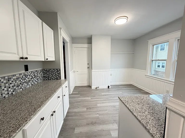 2026 Hertel Ave #1 — Photo 7