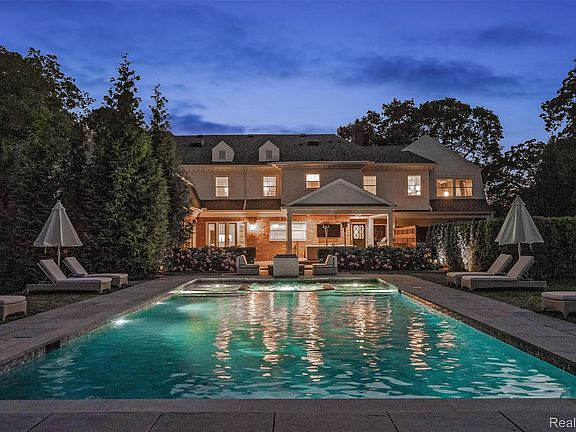 3rd image of 4885 N Harsdale Rd