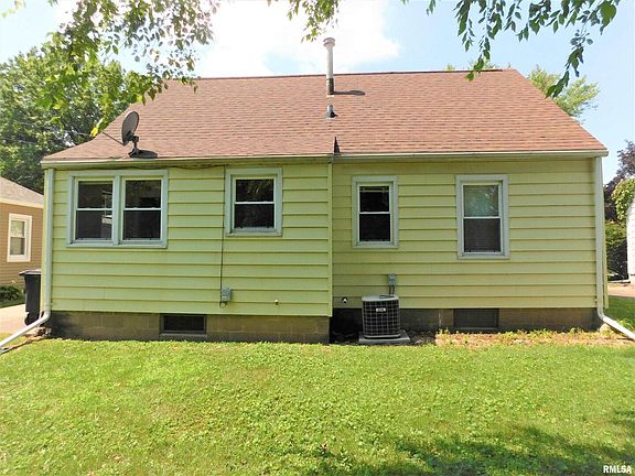 4th image of 17 Blackhawk Hills Ct