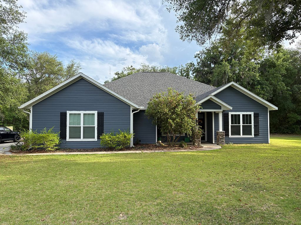 8069 NE 8th Pl - Property Image
