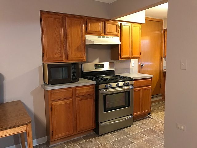 2nd image of 438 Edwards Ave APT 3
