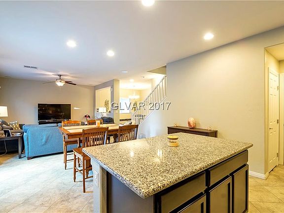 5th image of 8123 Turquoise Tide Dr