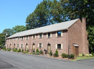 144 Walnut St #A4, Newton, MA 02460